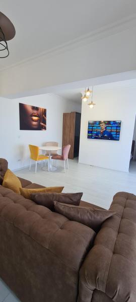 ConstangeleS Apartment by Solid Residence Butoaie